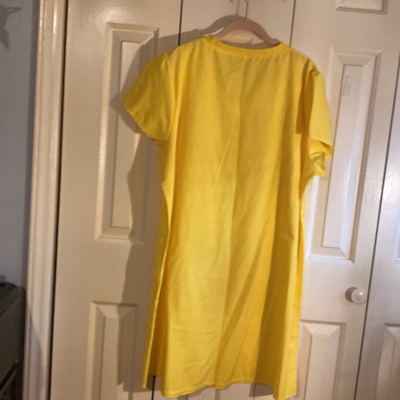 Simple shift dress size medium $12.00 - Picture 3 of 3